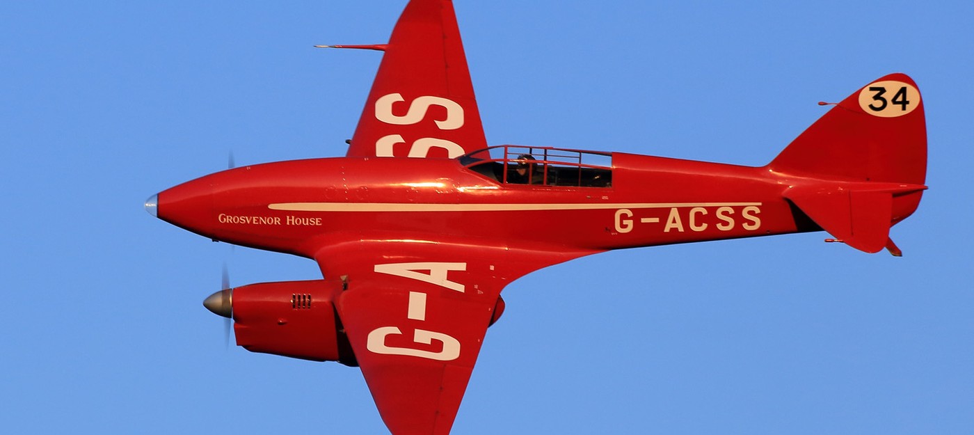 Enthusiast built a PC in the nose of a de Havilland aircraft so that Flight Simulator would work authentically
