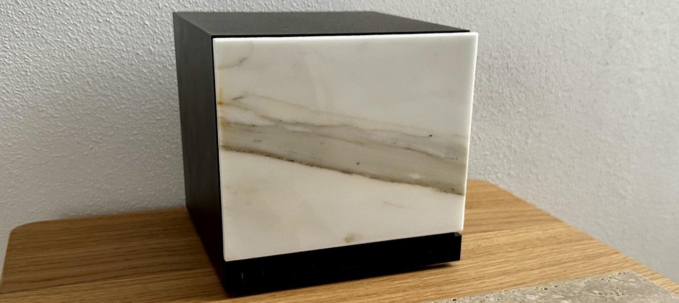 Steam Machine owner carved faceplates from the same marble Michelangelo used