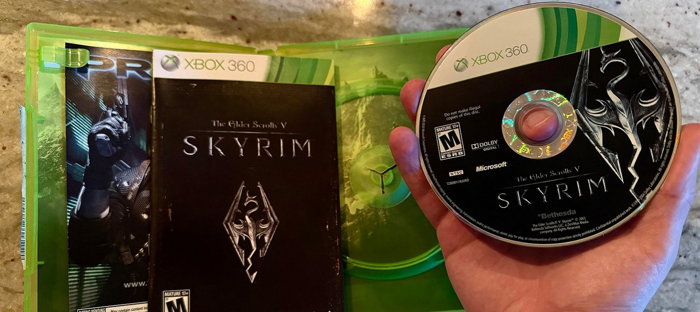 A gamer paid his last respects to a Skyrim disc from the 2011 midnight release – after 15 years of continuous use, it stopped reading