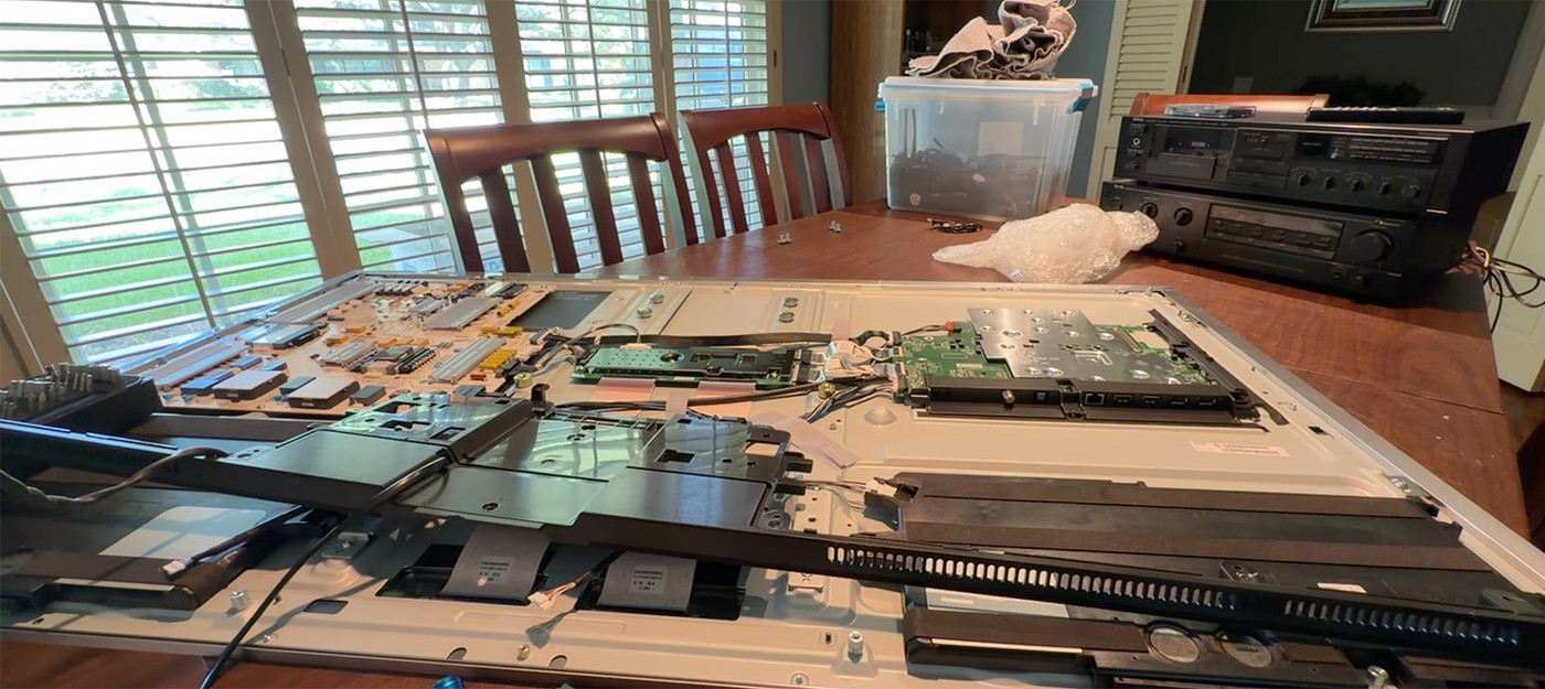 LG OLED owner ripped microphone and Wi-Fi out of new TV and declared – this glass belongs to me