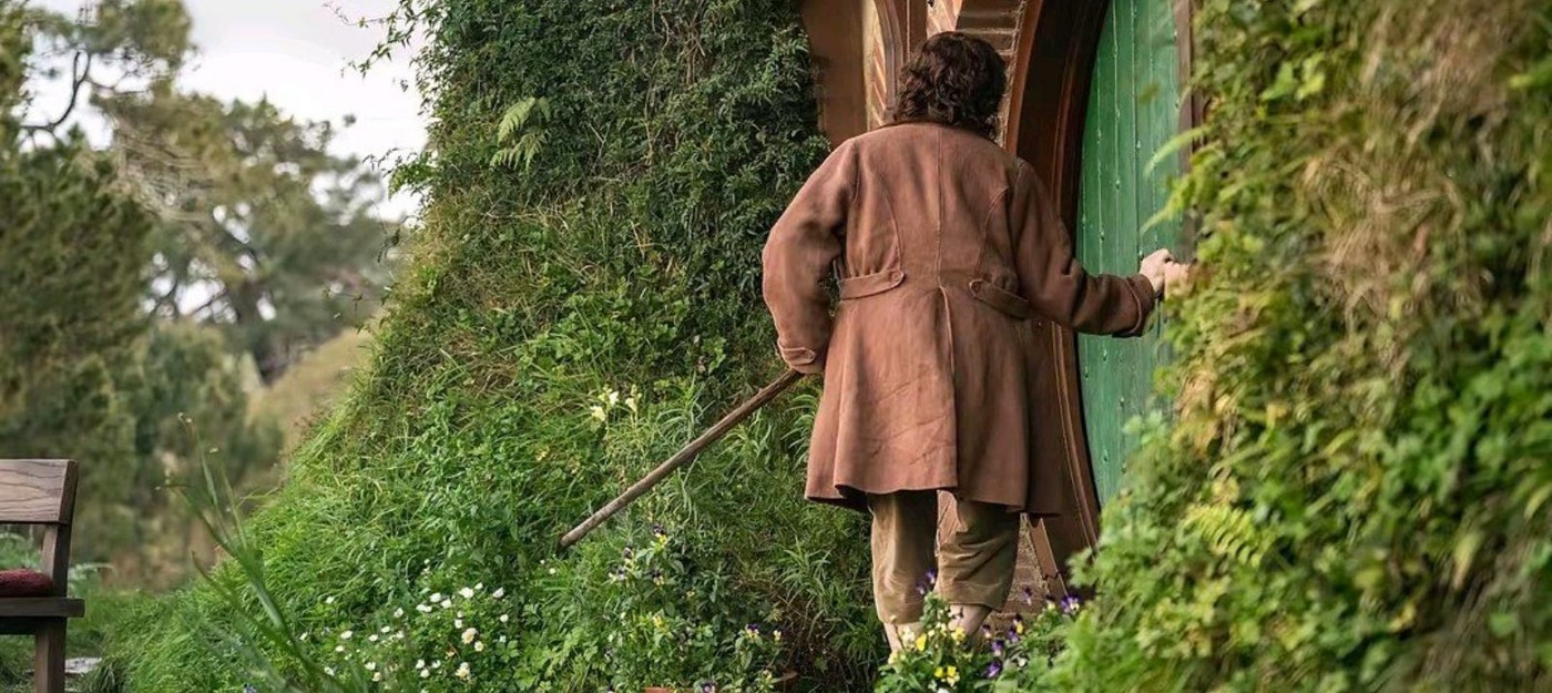 First photos from The Hunt for Gollum shows the Shire and possibly Frodo