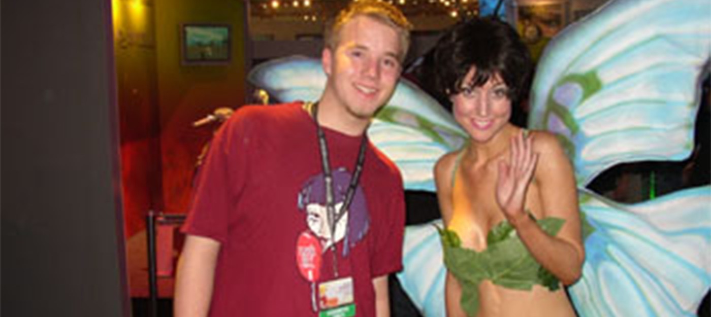 The artist showed a 23-year-old photo with the fairy that Nvidia once used to promote video cards