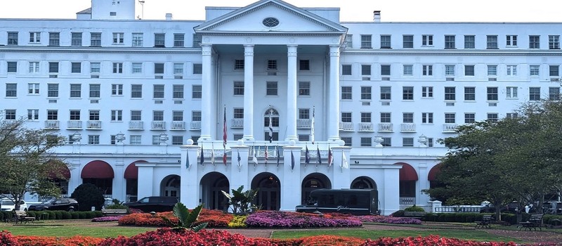 A Fallout 76 fan visited the real-life Whitespring resort and the bunker beneath it and was amazed by its resemblance to locations in the game