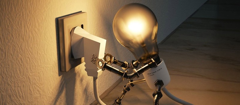 Gamers tried to figure out why electricity doesn't work if you plug a plug in between two outlets