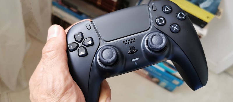 PC Games – a user bought an app for a gamepad, got banned, and was forced to download a pirated version of what he paid for