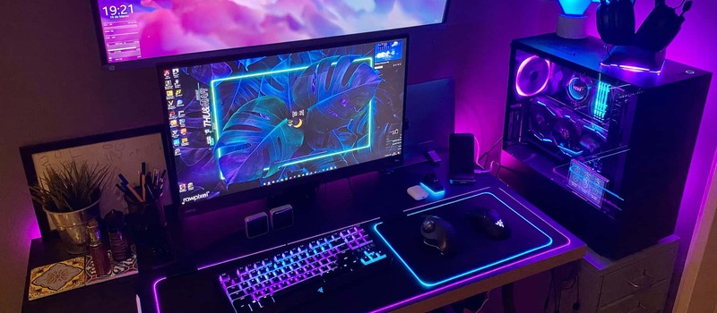 A detective conducted an entire investigation to understand why his PC turns off when he leans back in his gaming chair