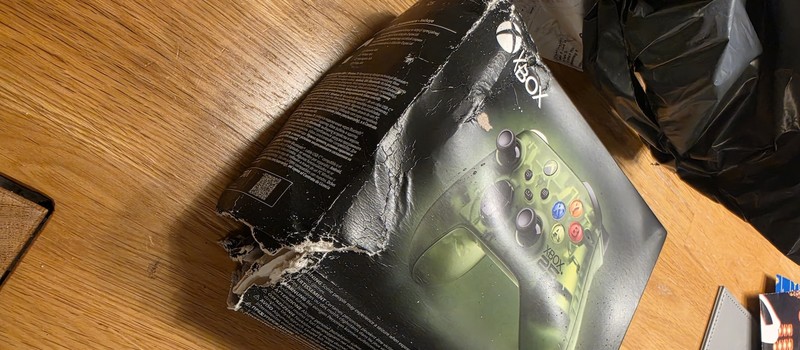 Anniversary Xbox controller delivered in wet and damaged box – and it's not an isolated case