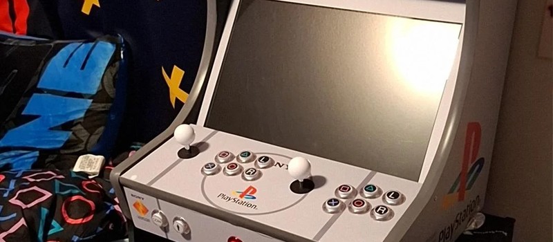 You can buy yourself an arcade machine with 1200 games for PS1 for your birthday, but without L2 and R2 buttons